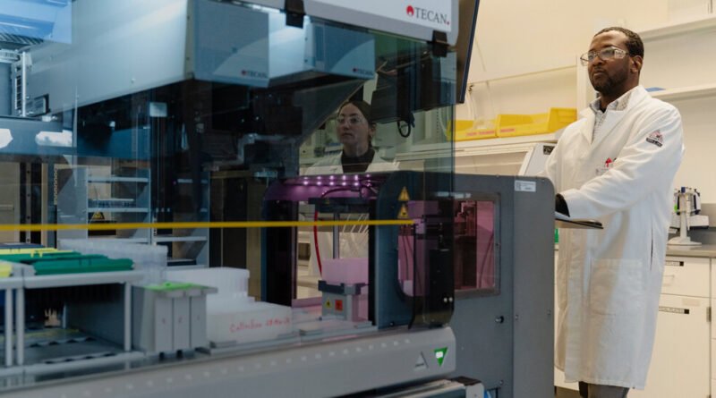 American Factories Lag in Adopting A.I. This Drugmaker Is an Exception.