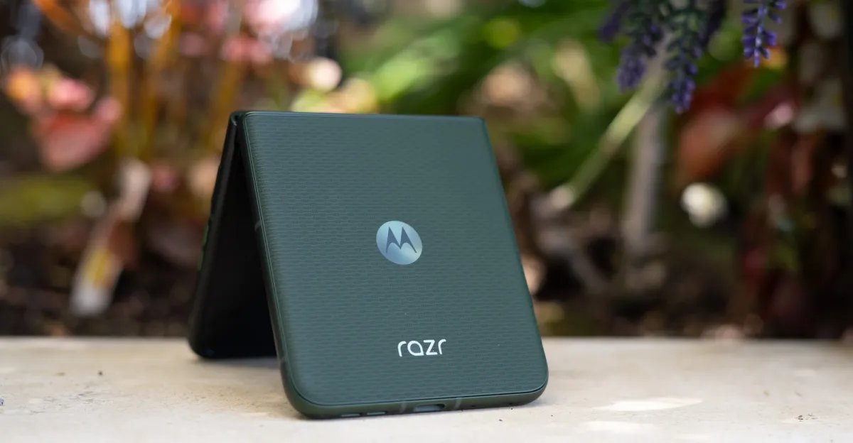 The Moto Razr and Razr Plus are victims of shrinkflation The Moto Razr and Razr Plus are victims of shrinkflation
