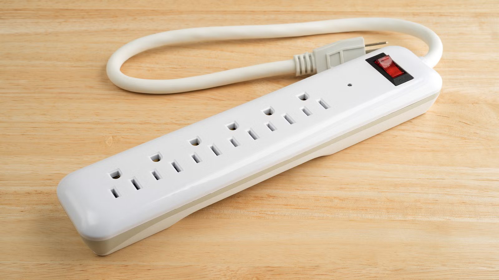 Your surge protector is silently failing—here’s how to tell