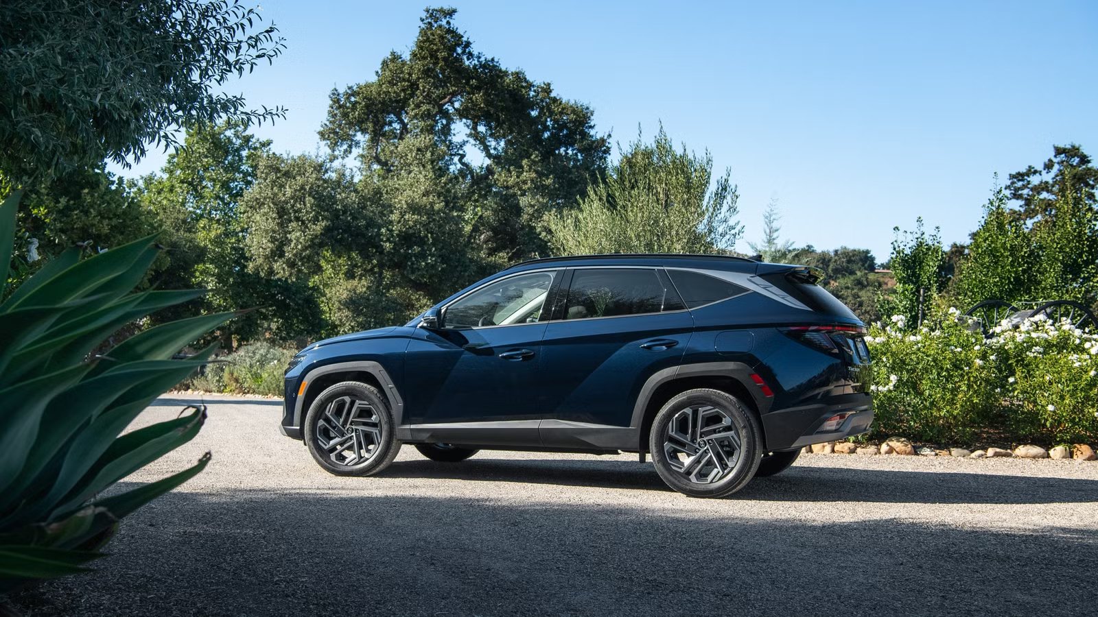 Forget Mercedes-Benz—This affordable Korean Hybrid SUV feels surprisingly luxurious Forget Mercedes-Benz—This affordable Korean Hybrid SUV feels surprisingly luxurious