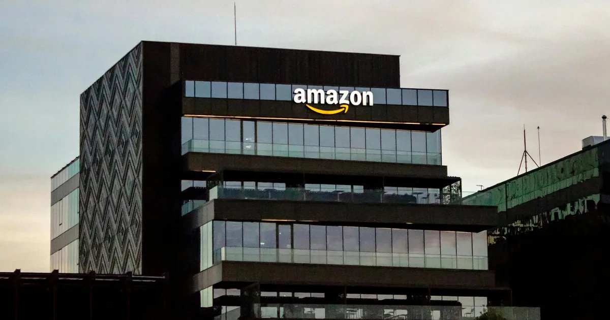 Amazon employees are doing fake tasks because they’re forced to use more AI and show it Amazon employees are doing fake tasks because they’re forced to use more AI and show it