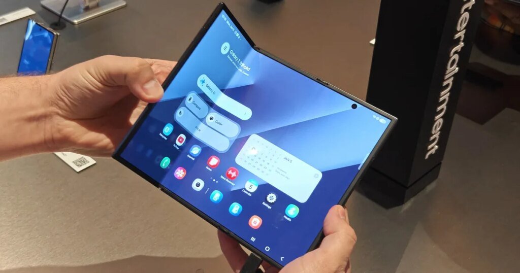 Samsung leak shows it hasn’t given up on tri-fold phones yet Samsung leak shows it hasn’t given up on tri-fold phones yet