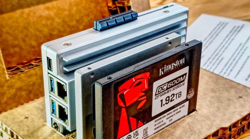 IceWhale ZimaBoard 2 Personal Cloud NAS review