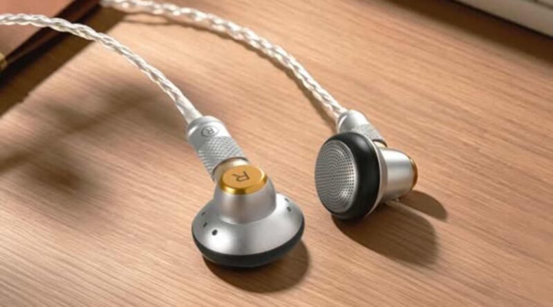 Ever wish for earbuds with the disc-style fit of Apple’s original iPod buds, but with hi-fi-quality sound and a USB-C cable? Then I’ve got great news for you — but don’t expect them to come in all-white