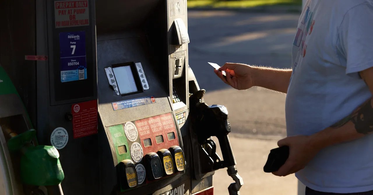 Trump’s Federal Gas Tax Holiday Isn’t Likely to Bring Down Prices Trump’s Federal Gas Tax Holiday Isn’t Likely to Bring Down Prices