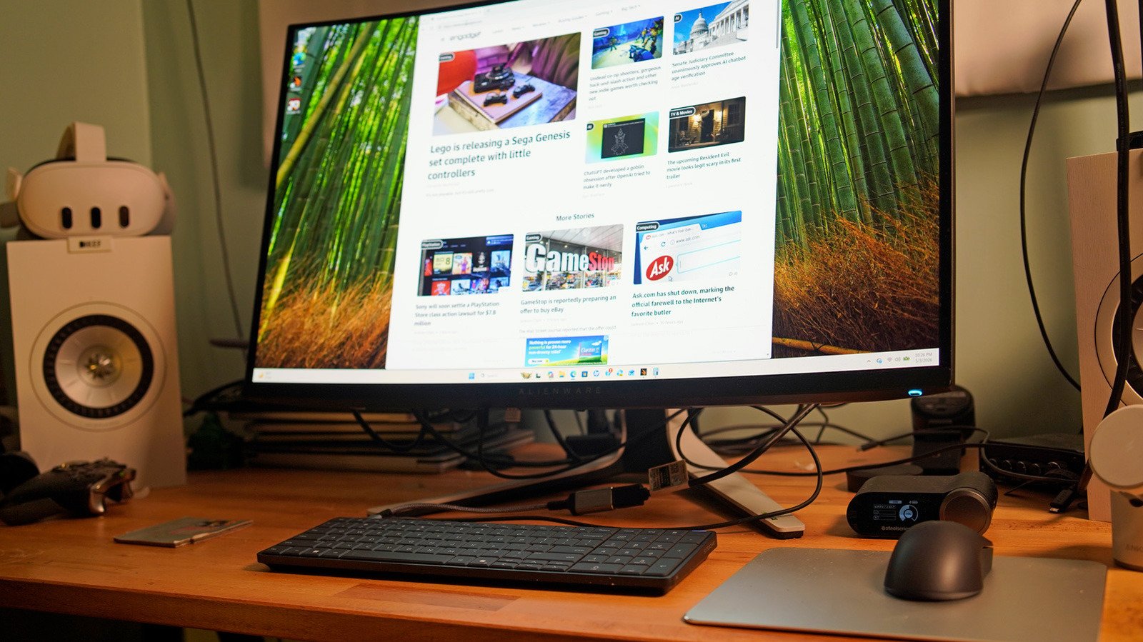 HP EliteBoard G1a Review: It’s A Desktop In A Keyboard! But It’s Not For You