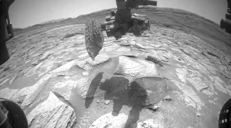 NASA’s Curiosity Rover Gets Its Drill Stuck, Recordings From The Arctic Seafloor And More Science Stories