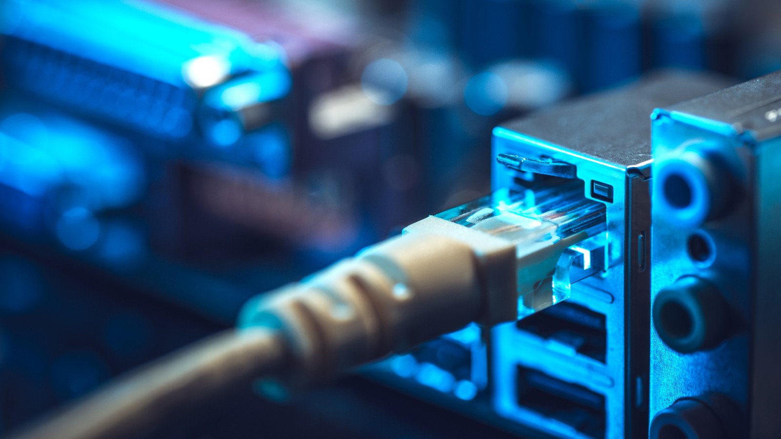 How To Get Wired Internet Without Running Ethernet Cables How To Get Wired Internet Without Running Ethernet Cables
