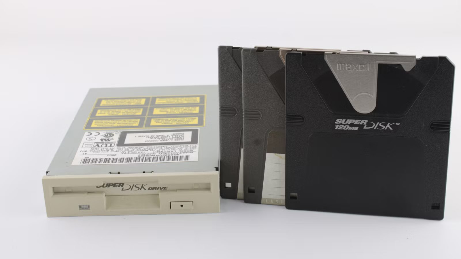 The SuperDisk was a better floppy, but the world didn’t want a better floppy