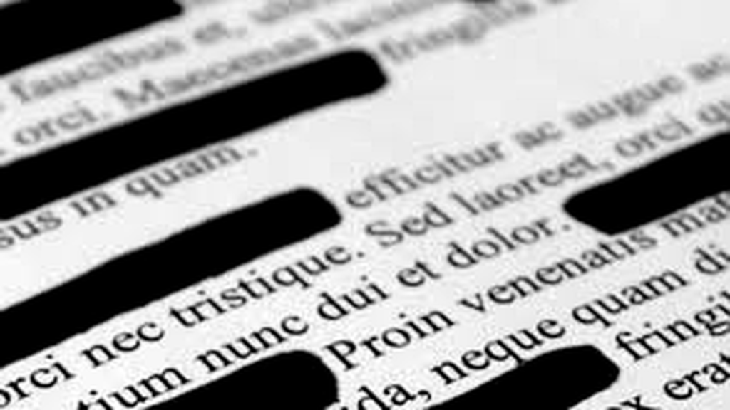 LLM Summarizers Skip the Identification Step