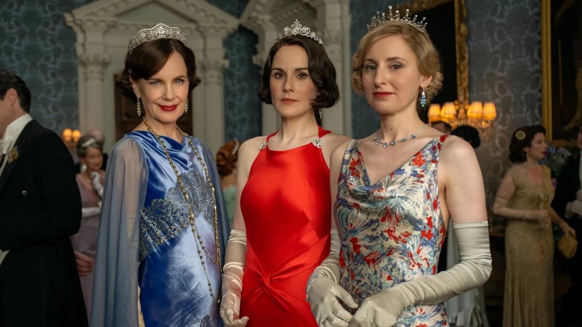 Shows Like ‘Downton Abbey’ You Should Watch Next Shows Like ‘Downton Abbey’ You Should Watch Next