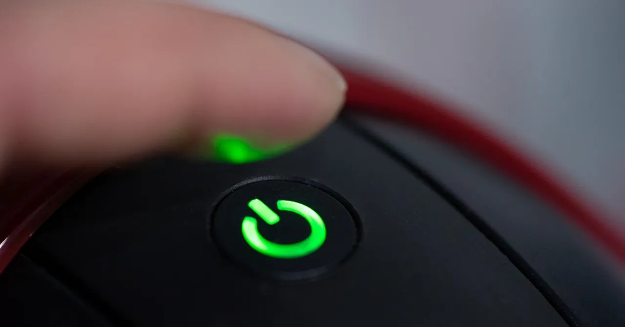 A Critical Deadline Is Approaching for Windows and Linux Security A Critical Deadline Is Approaching for Windows and Linux Security