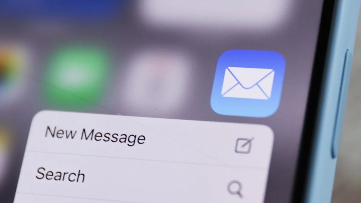 Apple’s ‘Hide My Email’ Reportedly Exposes Your Real Email Address