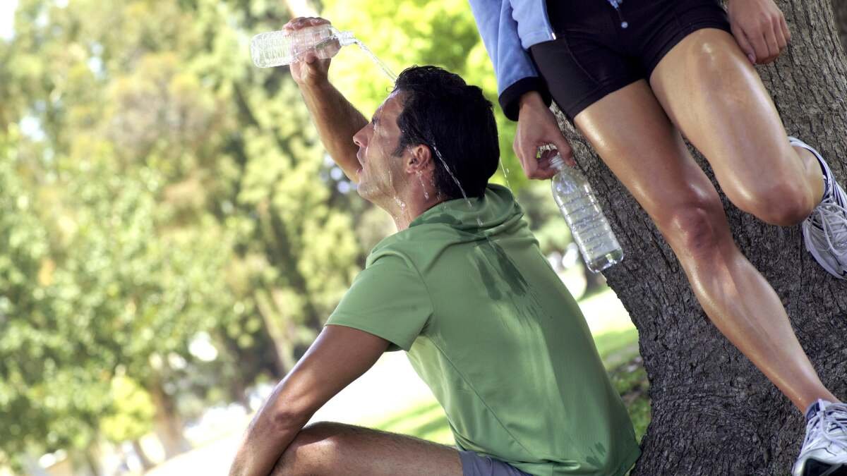 How to Tell the Difference Between Heat Exhaustion and Heat Stroke How to Tell the Difference Between Heat Exhaustion and Heat Stroke